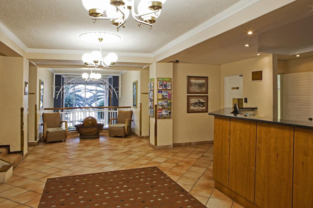 Brookes Hill Suites Hotel Port Elizabeth Exterior photo
